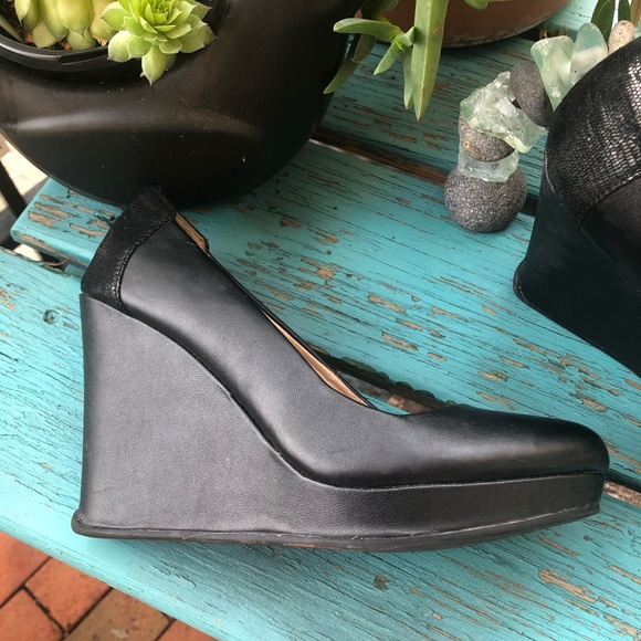 KENNETH COLE REACTION "TALL TAIL" WEDGE 5.5M NWOT - Picture 4 of 11